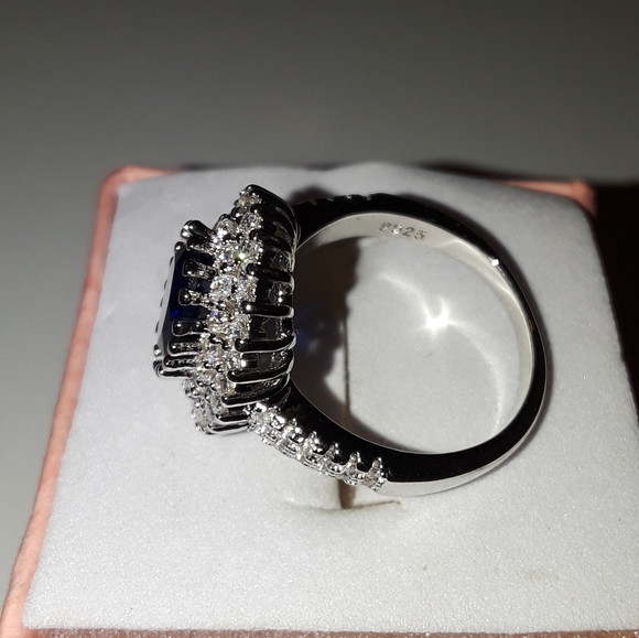 Sterling silver sapphire ring size 6, new - Picture 4 of 8